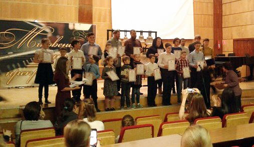 Участникам первой «Школы звонарей» Югорской епархии вручили сертификаты