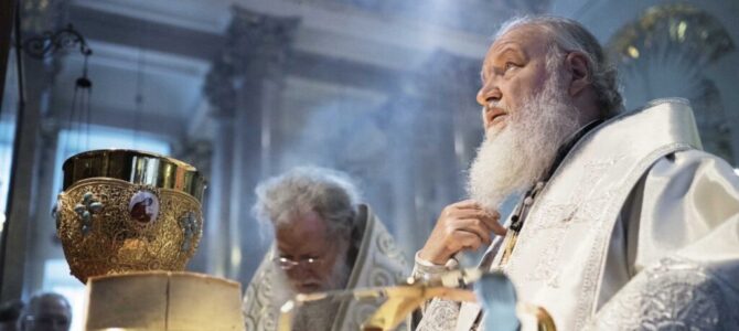 Патриарх Кирилл призвал молиться за восстановление мира