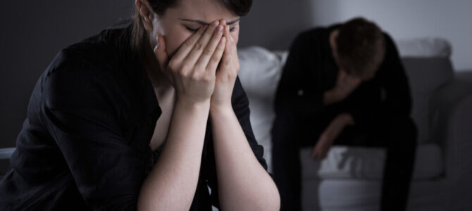 Оправдывает ли церковь домашнее насилие?